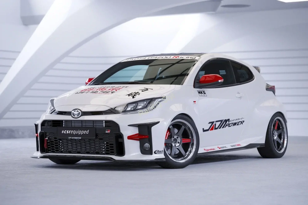 Toyota GR Yaris XP21 boční prahy Glossy Black CSR Lesk