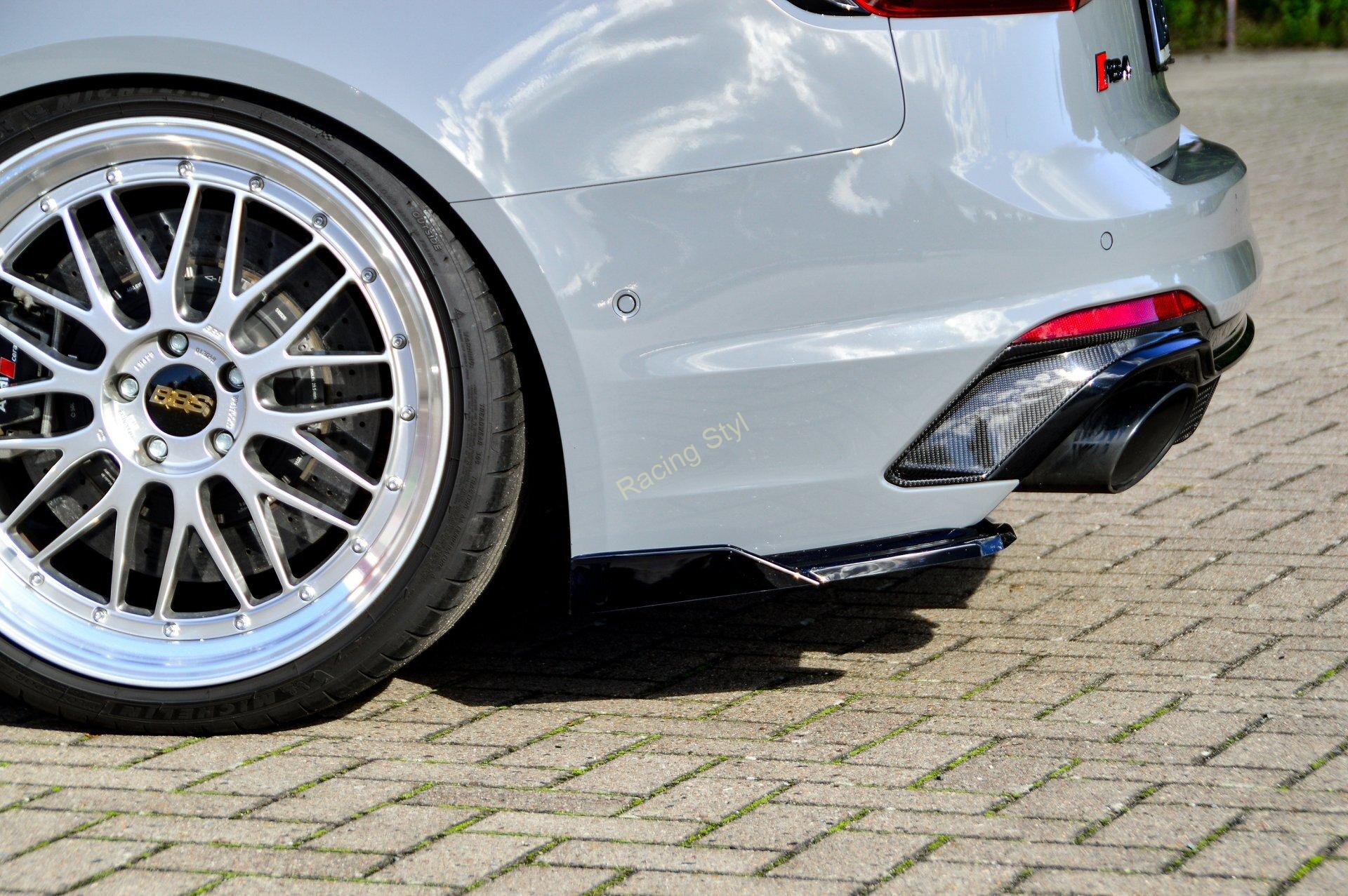 Audi RS4 B9 boční spoilery s křidélky na zadní nárazník IN Tuning Matt.