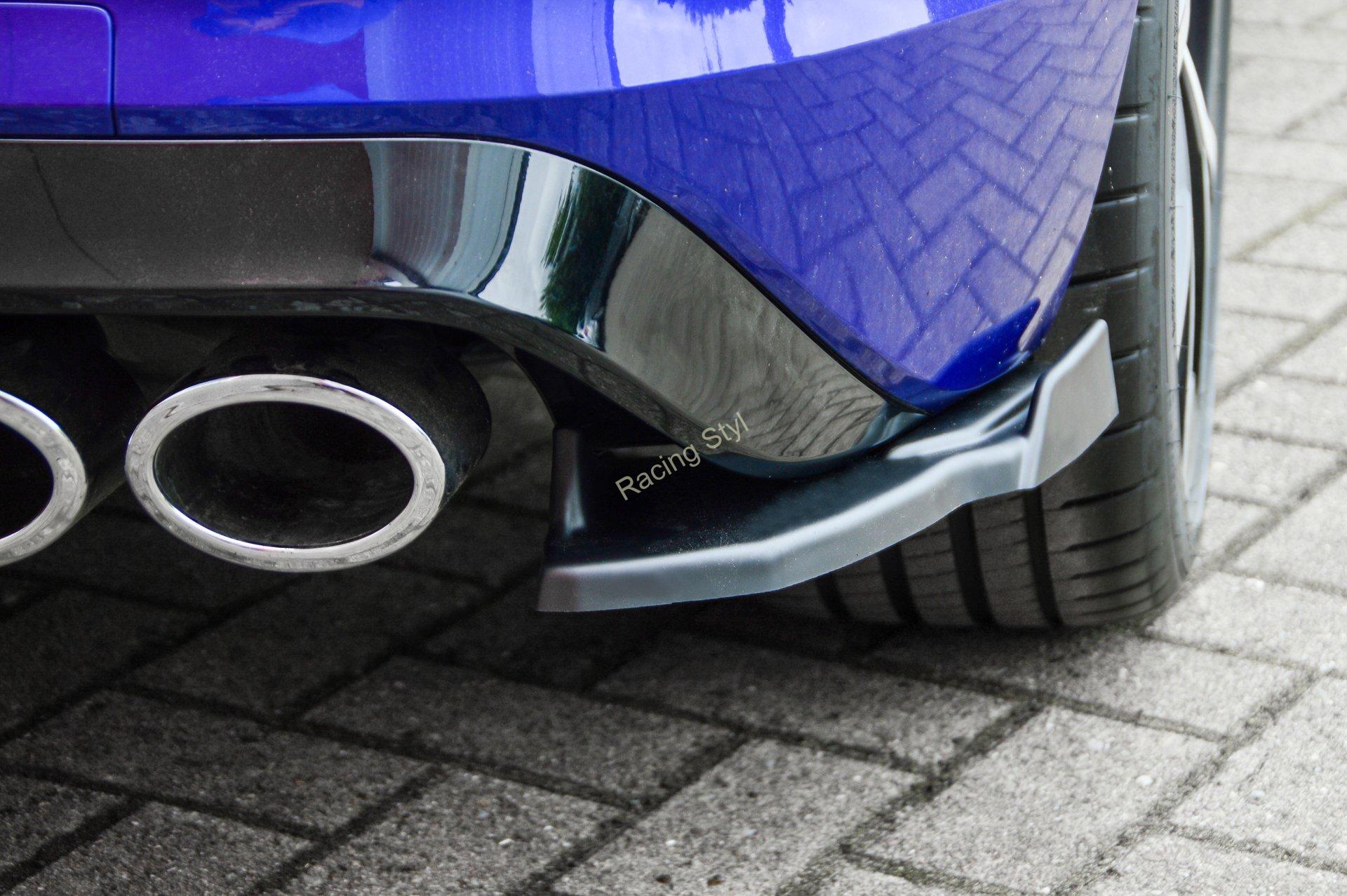 VW Golf 8 R boční spoilery s křidélky na zadní nárazník IN Tuning Matt.