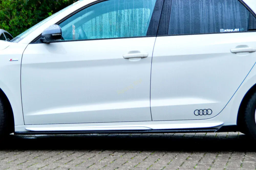 Audi A1 GB Sportback S-Line nástavce pod boční prahy s křidélky IN Tuning Matt.