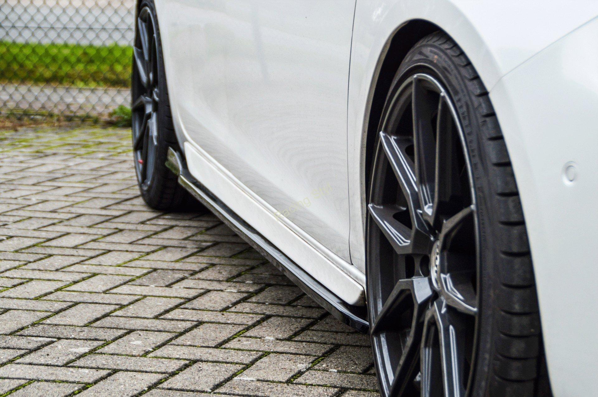 Peugeot 308 GT/GT-Line Facelift SW Combi nástavce pod boční prahy s křidélky IN Tuning