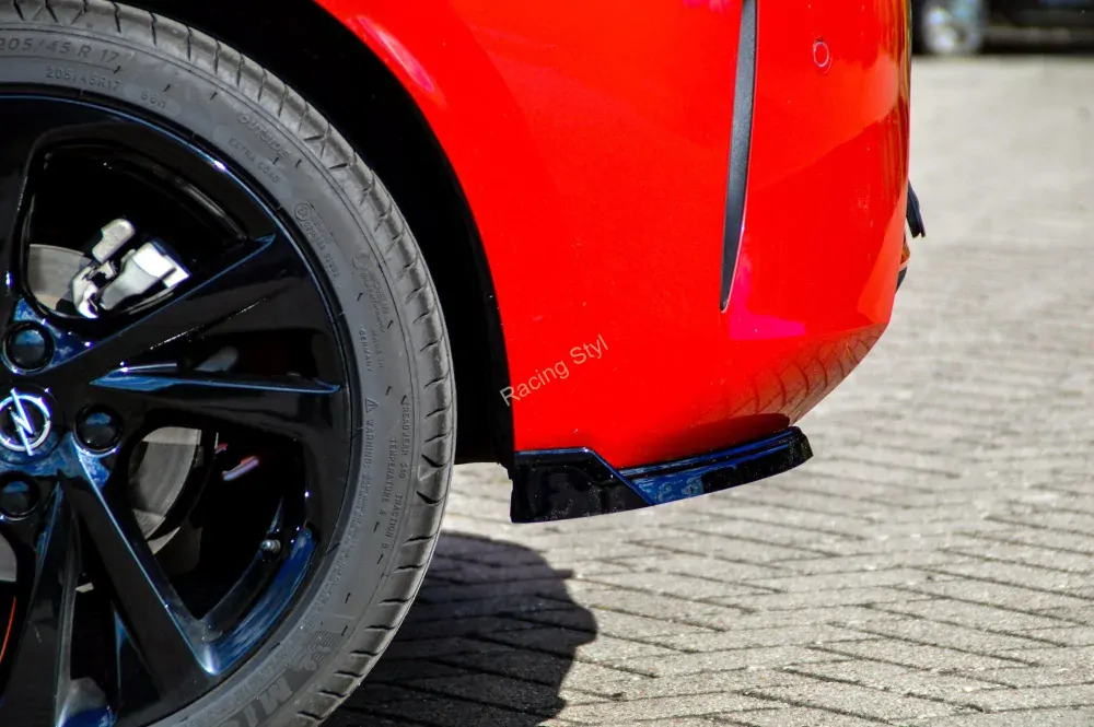 Opel Corsa F GS-Line boční spoilery na zadní nárazník s křidélky Glossy Black IN Tuning Lesk.