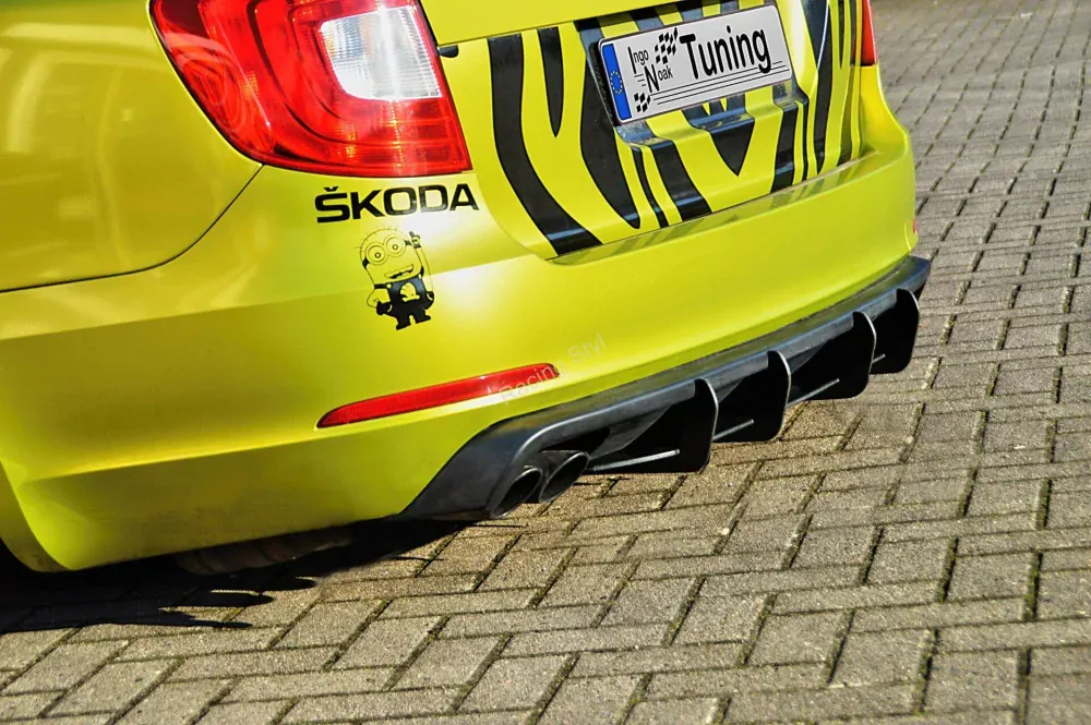 Škoda Superb 3T difuzor s vložkou na zadní nárazník IN Tuning
