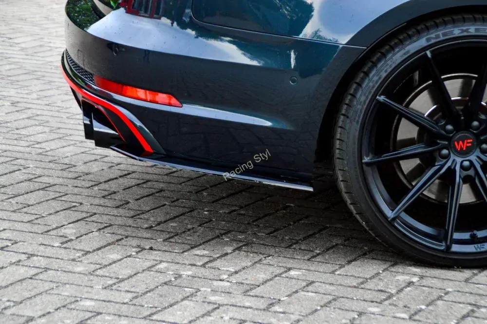 Audi S4 B9 boční spoilery na zadní nárazník Glossy Black IN Tuning Lesk.