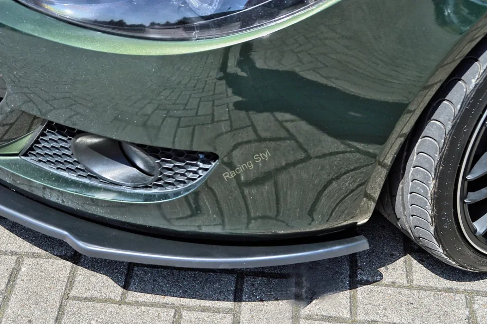 Seat Leon 1P přední spoiler lipa Glossy Black IN Tuning Lesk.