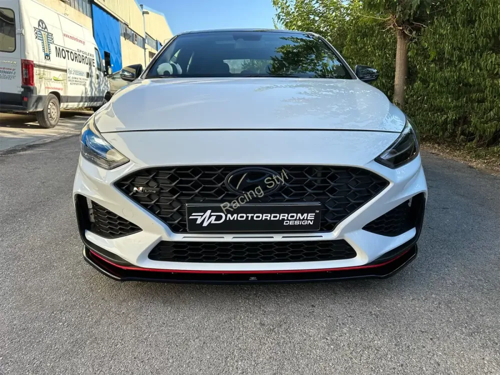 Hyundai i30 N / N-Line Facelift přední spoiler lipa Glossy Black MD Design Lesk.