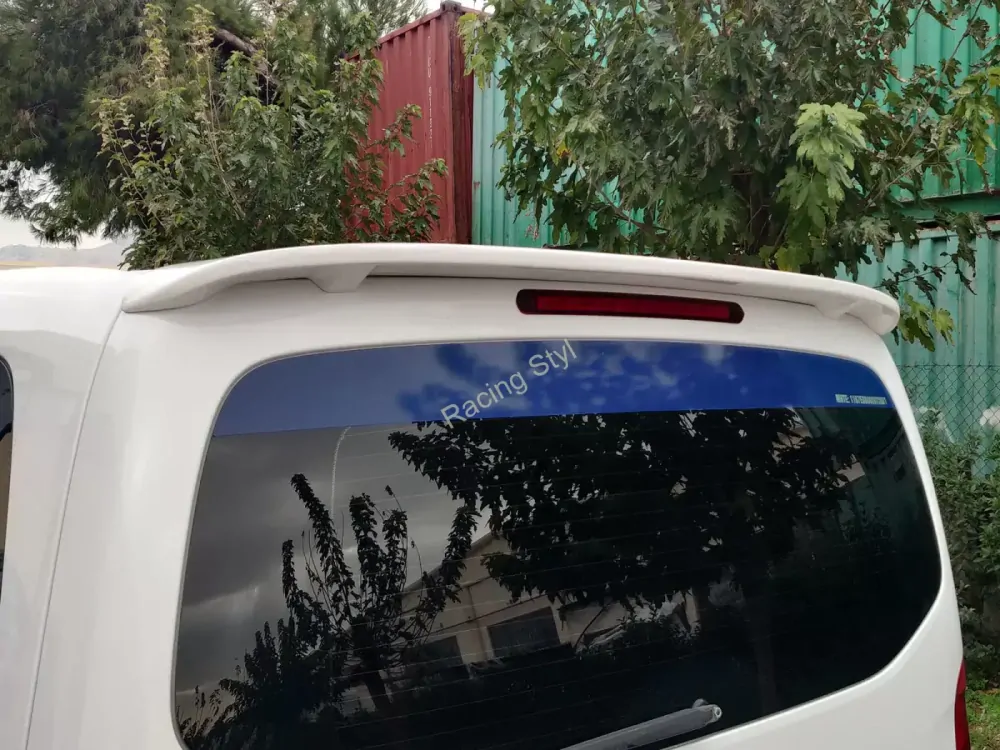 Mercedes Vito W447 střešní spoiler pro výklopné dveře MD Design