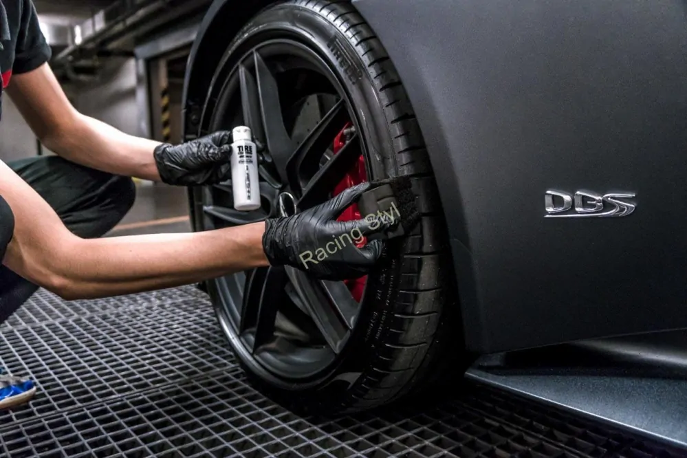 Soft99 Pitasupo Tyre Dressing Sponge aplikátor na pneumatiky