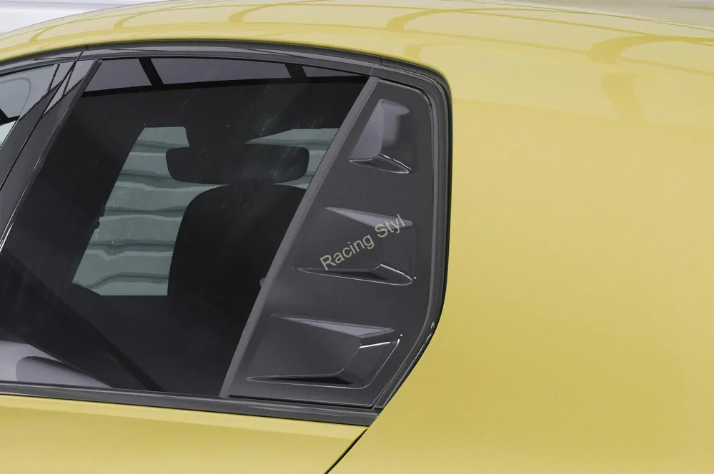 VW Golf 8 Hatchback kryty na zadní boční okna Glossy Black CSR Lesk.