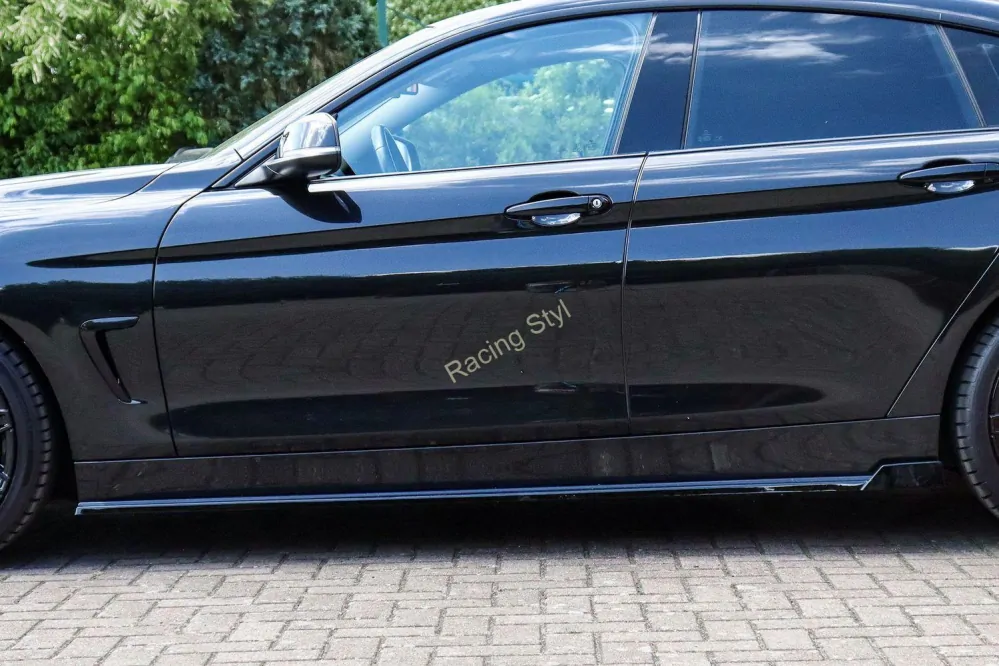 BMW 4 Gran Coupe F36 nástavce pod boční prahy s křidélky Glossy Black IN Tuning Lesk.