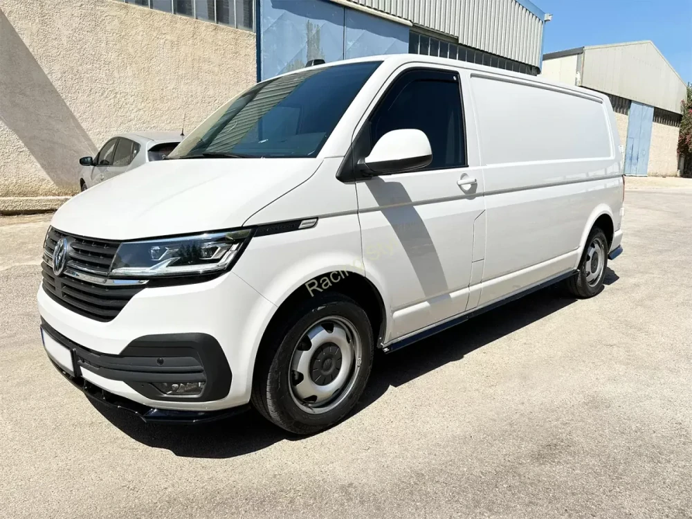 VW T6.1 Long nástavce na boční prahy Glossy Black MD Design