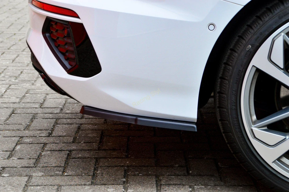 Audi A3 8Y S-Line/ S3 Sedan boční spoilery na zadní nárazník IN Tuning