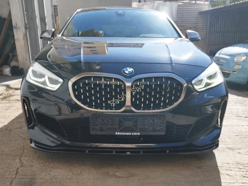 BMW 1 M135i F40 přední spoiler lip Glossy Black MD Design Lesk.