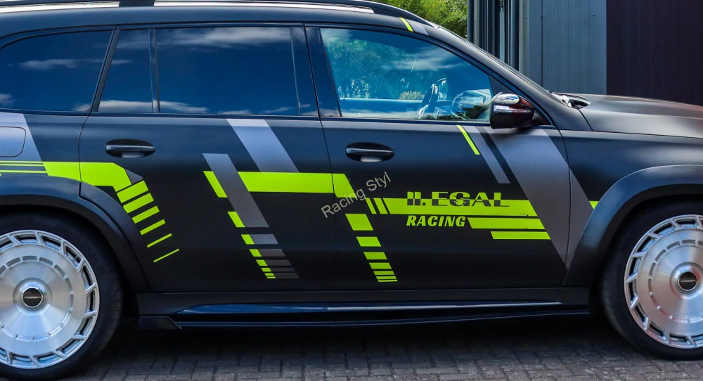 Mercedes GLS 63 AMG 4Matic nástavce pod boční prahy Glossy Black s křidélkem IN Tuning Lesk.