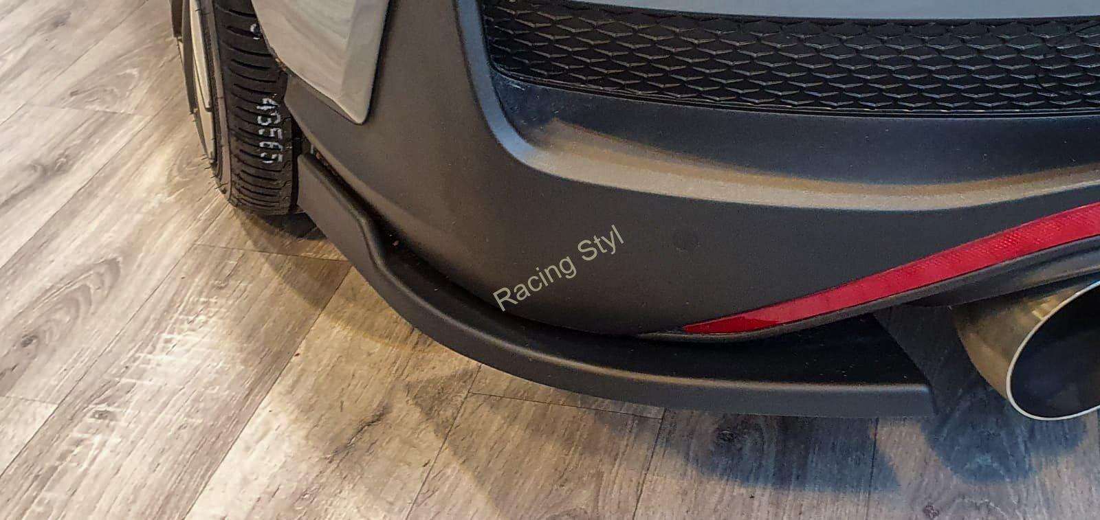 Hyundai I30N Fastback boční spoilery s křidélky Glossy Black na zadní nárazník IN Tuning Lesk.
