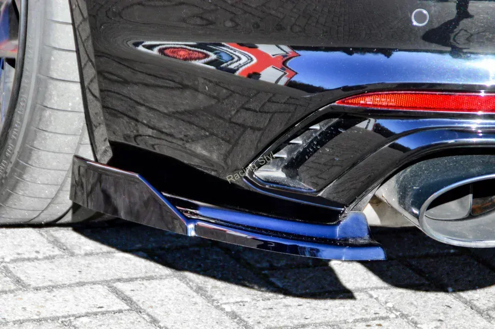 Audi RS5 B9 F5 boční spoilery na zadní nárazník s křidélky Glossy Black IN Tuning Lesk.