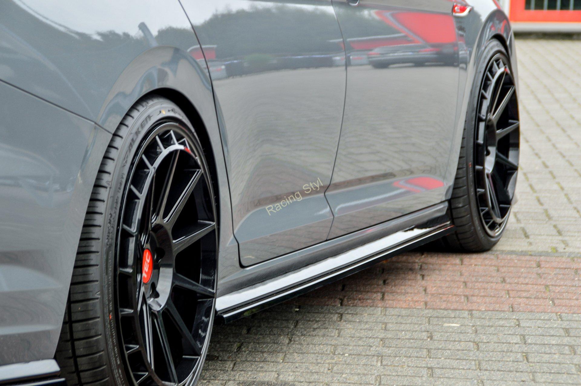 VW Jetta 7 GLI spoilery pod boční prahy IN Tuning Matt.