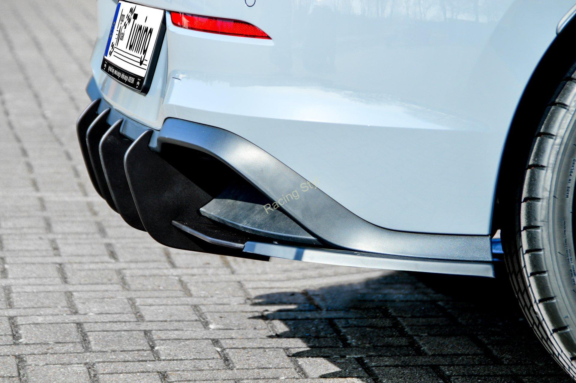 VW Golf 8 GTD difuzor s bočními spoilery na zadní nárazník IN Tuning