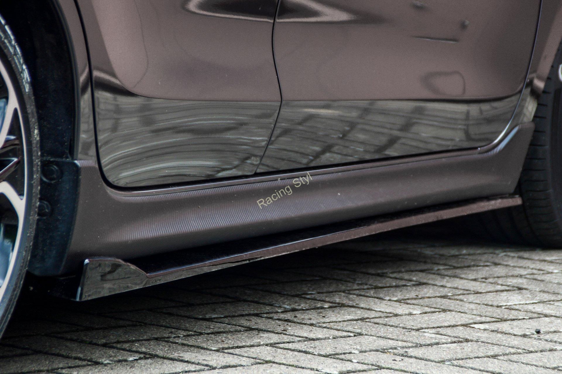 Suzuki Swift Sport RZ/AZ nástavce na boční prahy s křidélkem IN Tuning Matt.