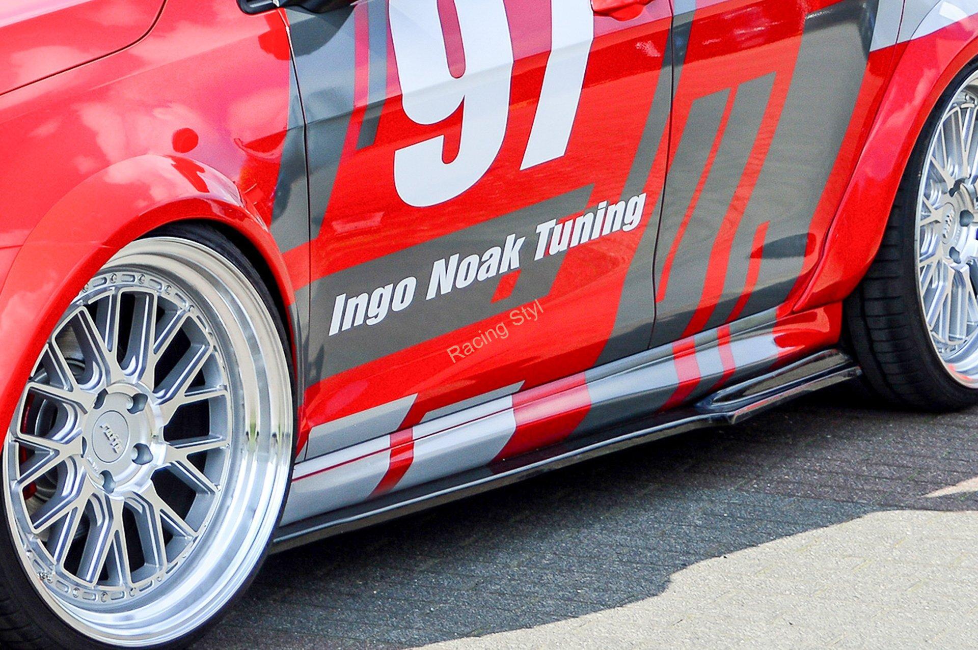 VW Golf 7 GTI nástavce boční prahy Race IN Tuning Matt.