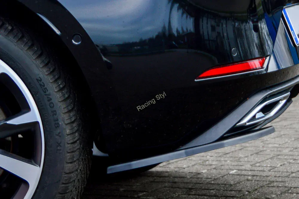 Seat Leon KL boční spoilery na zadní nárazník IN Tuning