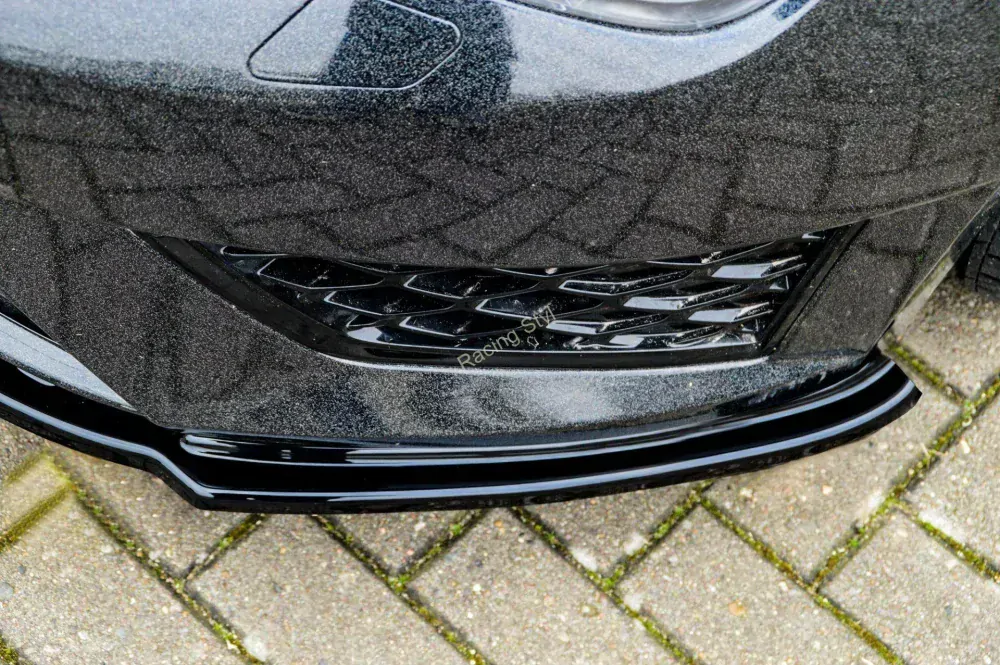 Seat Leon 3 5F FR/ Cupra přední spoiler lipa Glossy Black IN Tuning Lesk.
