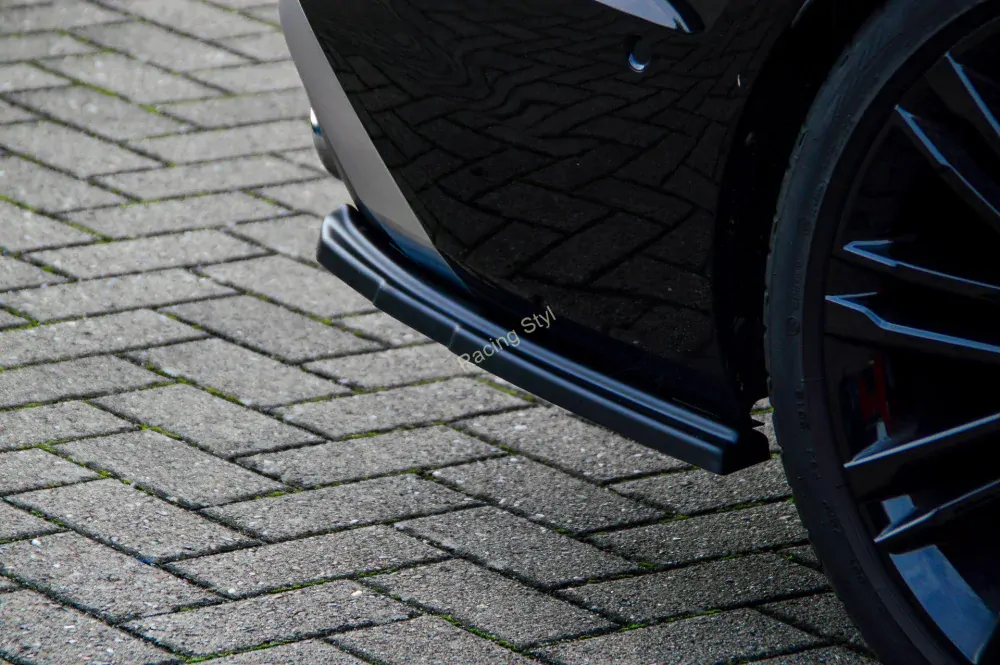 Audi S4 B9 Facelift boční spoilery na zadní nárazník Glossy Black IN Tuning Lesk.