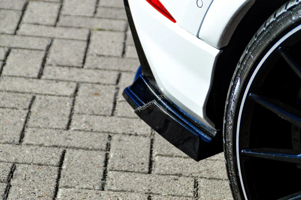 Audi Q3 F3 S-Line boční spoilery na zadní nárazník s křidélky Glossy Black IN Tuning Lesk.