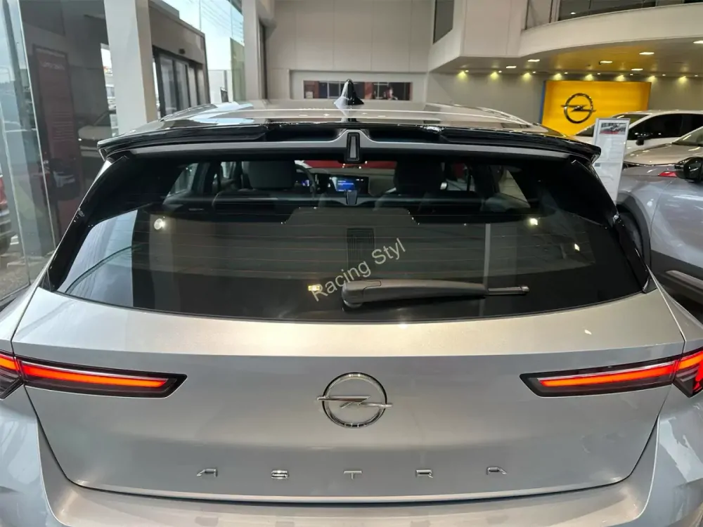 Opel Astra L střešní spoiler křídlo MD Design