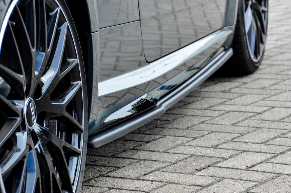 Audi TT S-Line/ TTS 8S/ TTRS 8S Facelift nástavce pod boční prahy IN Tuning Matt.