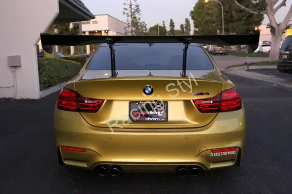 BMW M4 F82 2015-19 carbonové nastavitelné křídlo GTC-300 67" APR