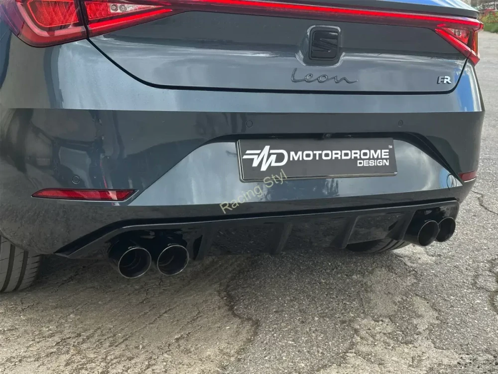 Seat Leon 4 FR spoiler na zadní nárazník difuzor Glossy Black MD Design Lesk.