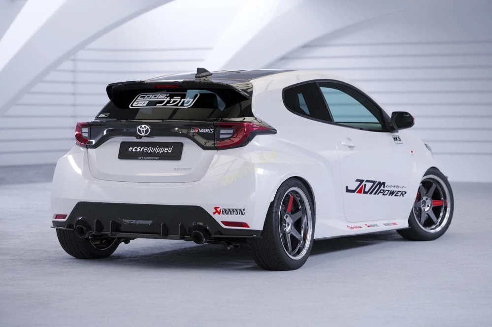 Toyota GR Yaris (XP021) lemy pod boční prahy CSR