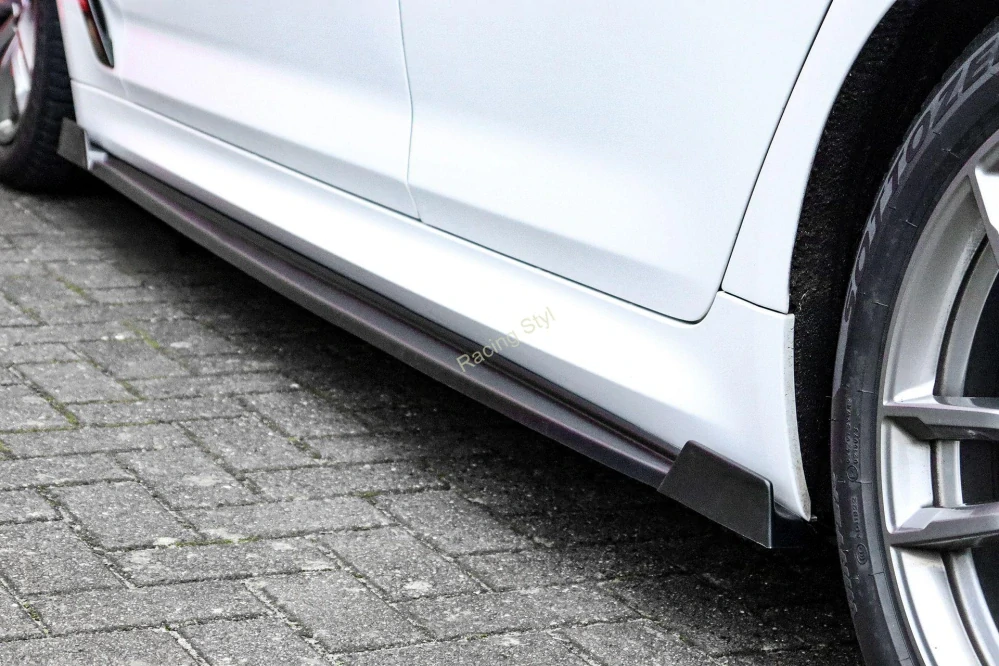 BMW 5 G30/ G31 M-Paket spoilery pod boční prahy s křidélky Glossy Black IN Tuning Lesk.