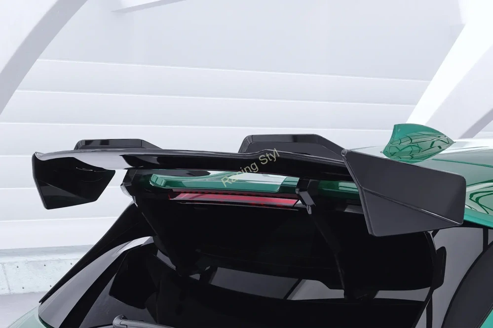 BMW 1 F40 M135/ M Sport Packet Pro zadní křídlo CSR