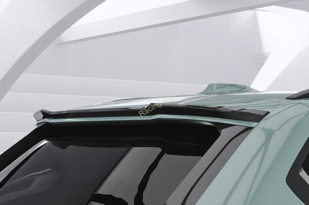 BMW 5/ i5 G61 Touring střešní spoiler Glossy Black CSR lesk