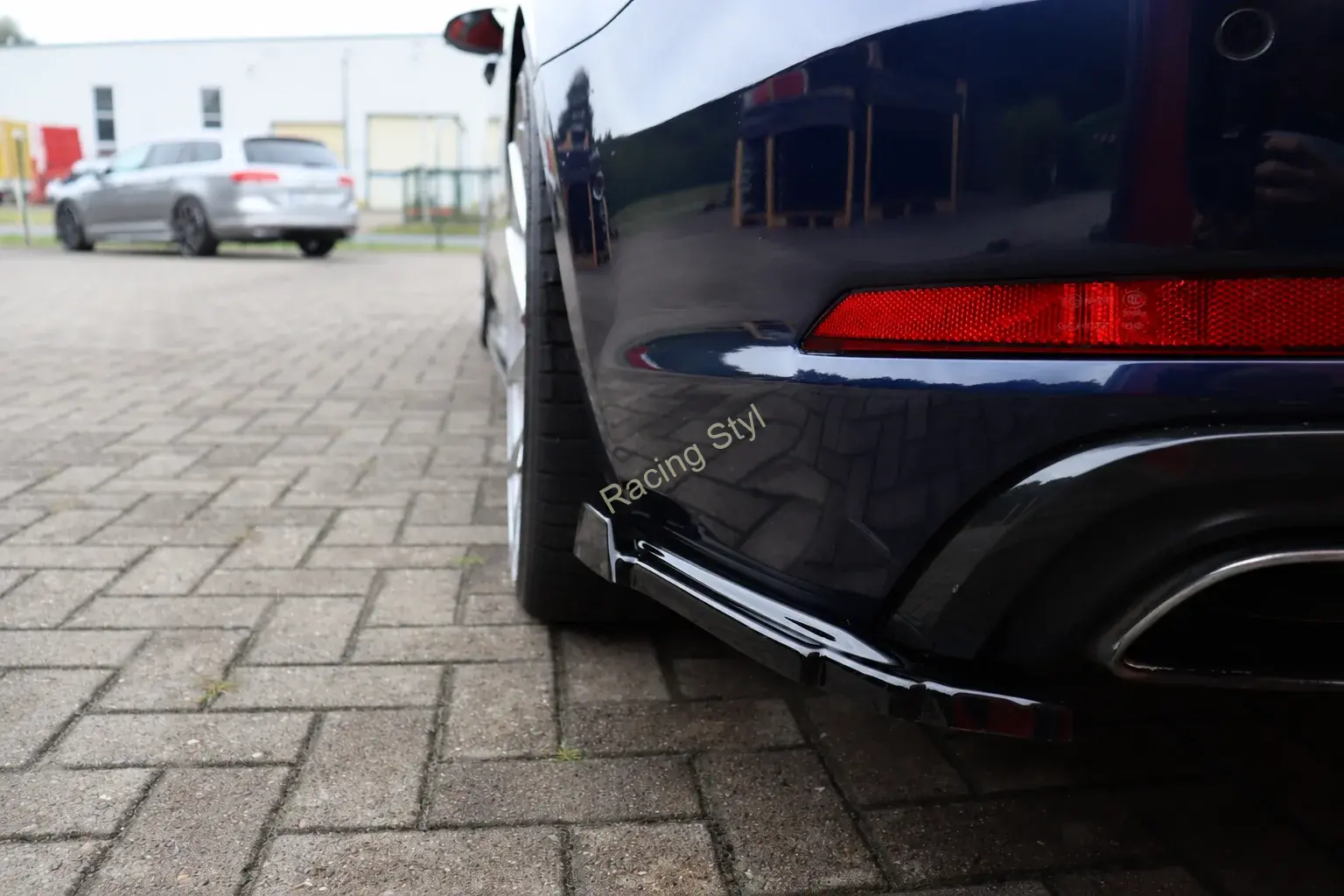 Audi A4 B9 S-Line Facelift Competition boční spoiler na zadní nárazník s křidélky IN Tuning
