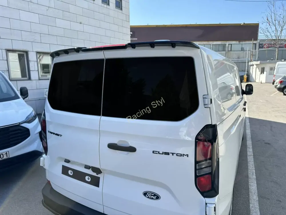 Ford Transit Custom 2023-/ VW T7 střešní spoiler pro křídlové dveře MD Design
