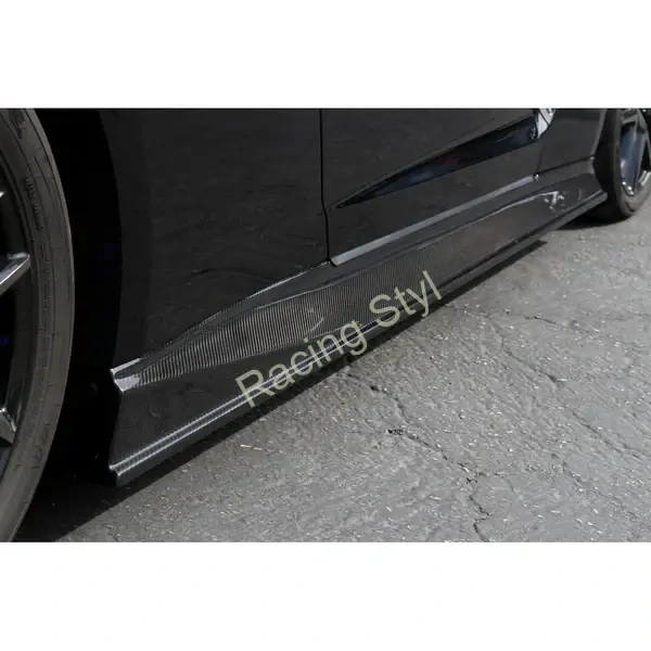 Nissan GTR R35 2017-22 carbonové boční prahy APR