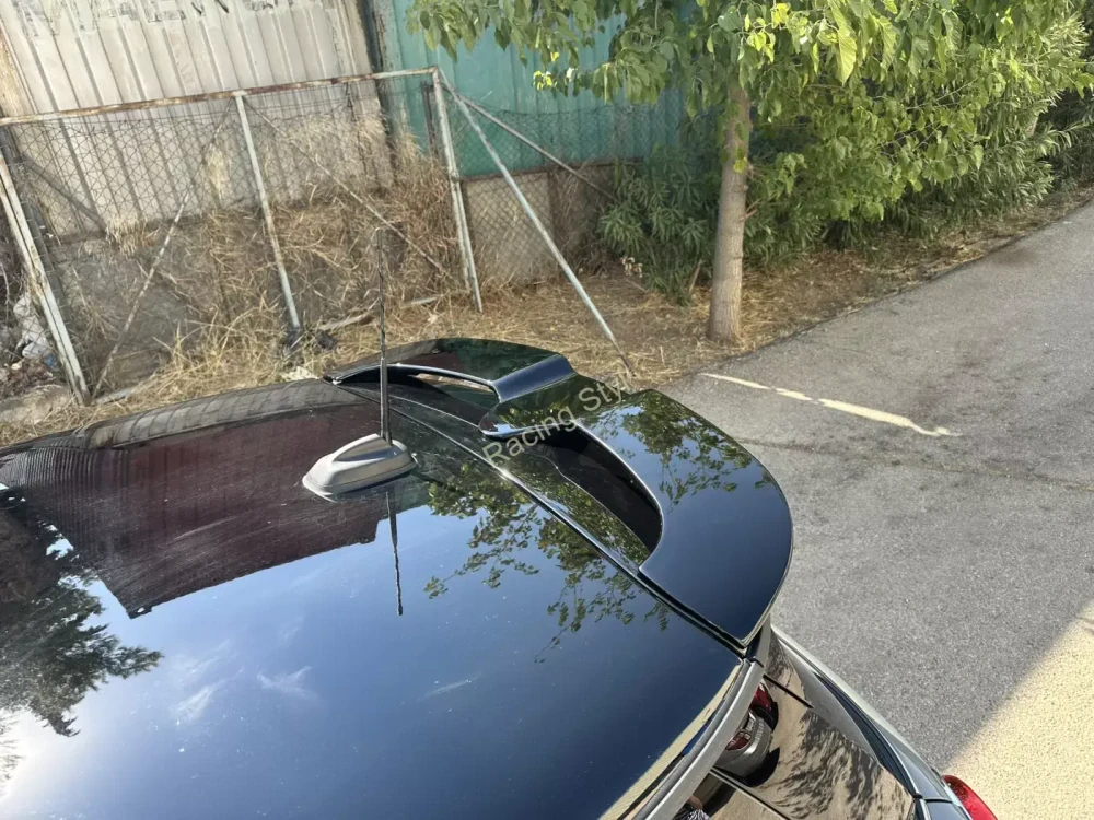 Mini Cooper F55/ F56 střešní spoiler křídlo MD Design