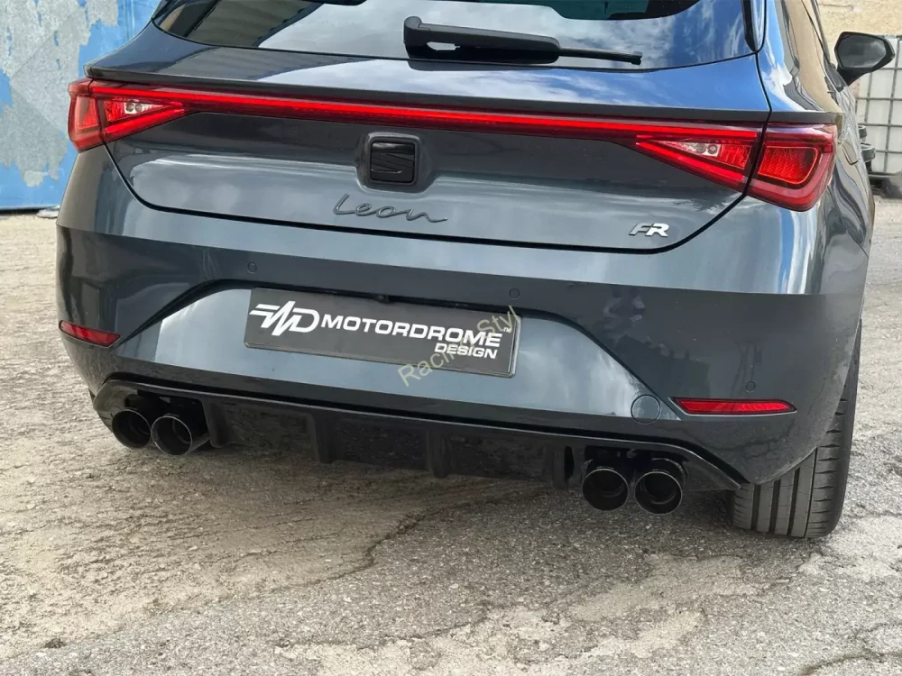 Seat Leon 4 FR spoiler na zadní nárazník difuzor Glossy Black MD Design Lesk.