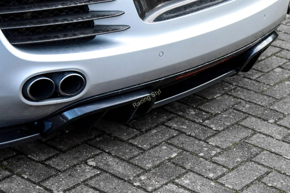 Audi R8 42 V8 spoiler na zadní nárazník se žebrováním IN Tuning