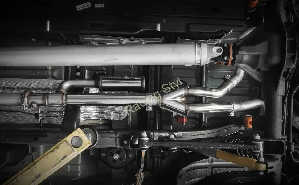 Magnaflow #19686 střední část výfuku RAM 1500 I6 3,0L 2025-