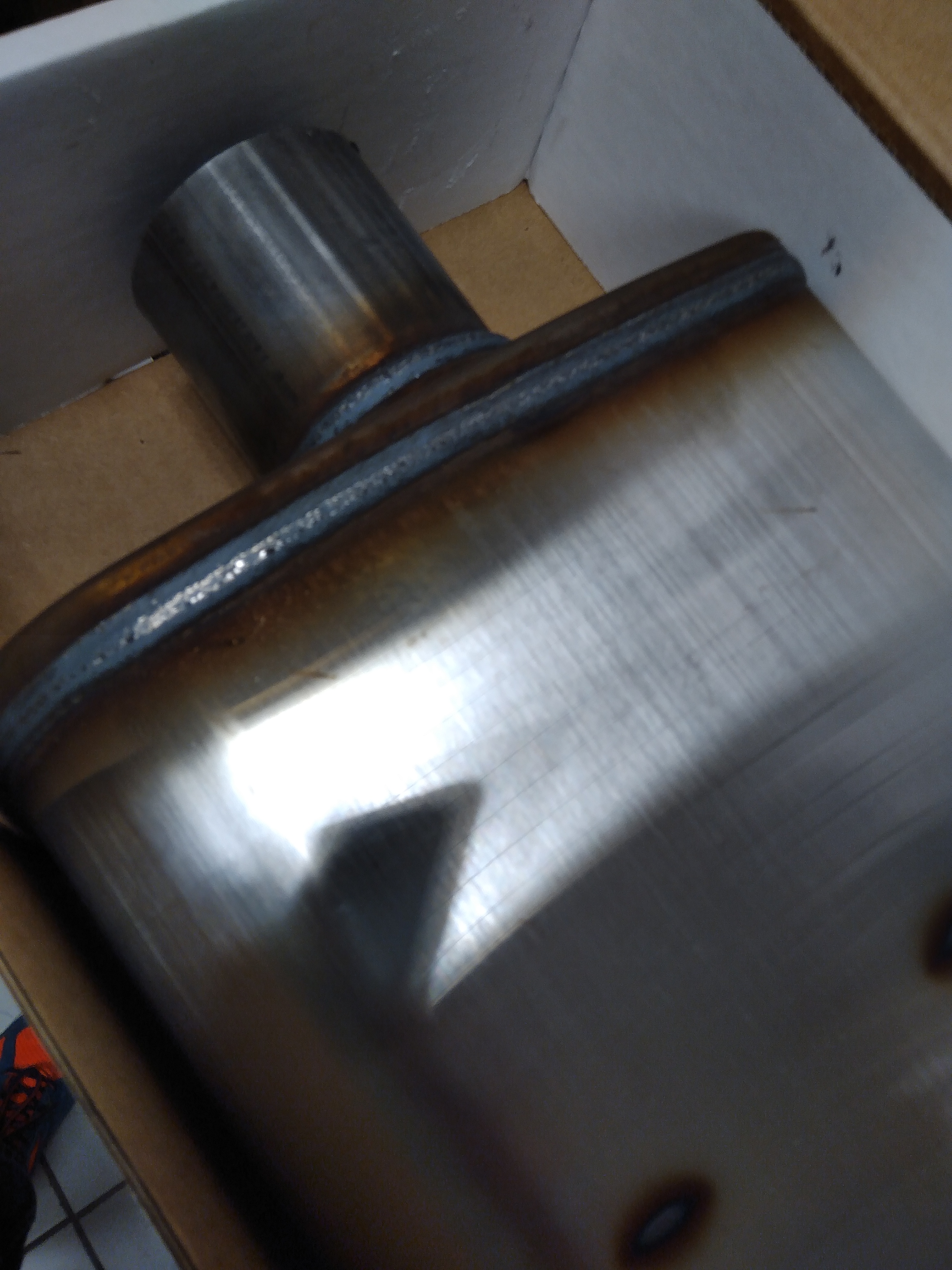 MagnaFlow 13256 XL tlumič výfuku 63mm