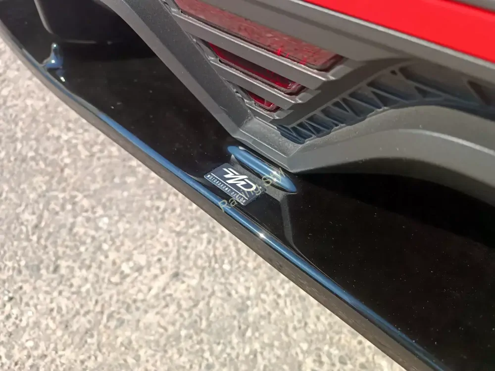 Hyundai i20 N spoiler pod zadní nárazník Glossy Black MD Design Lesk.
