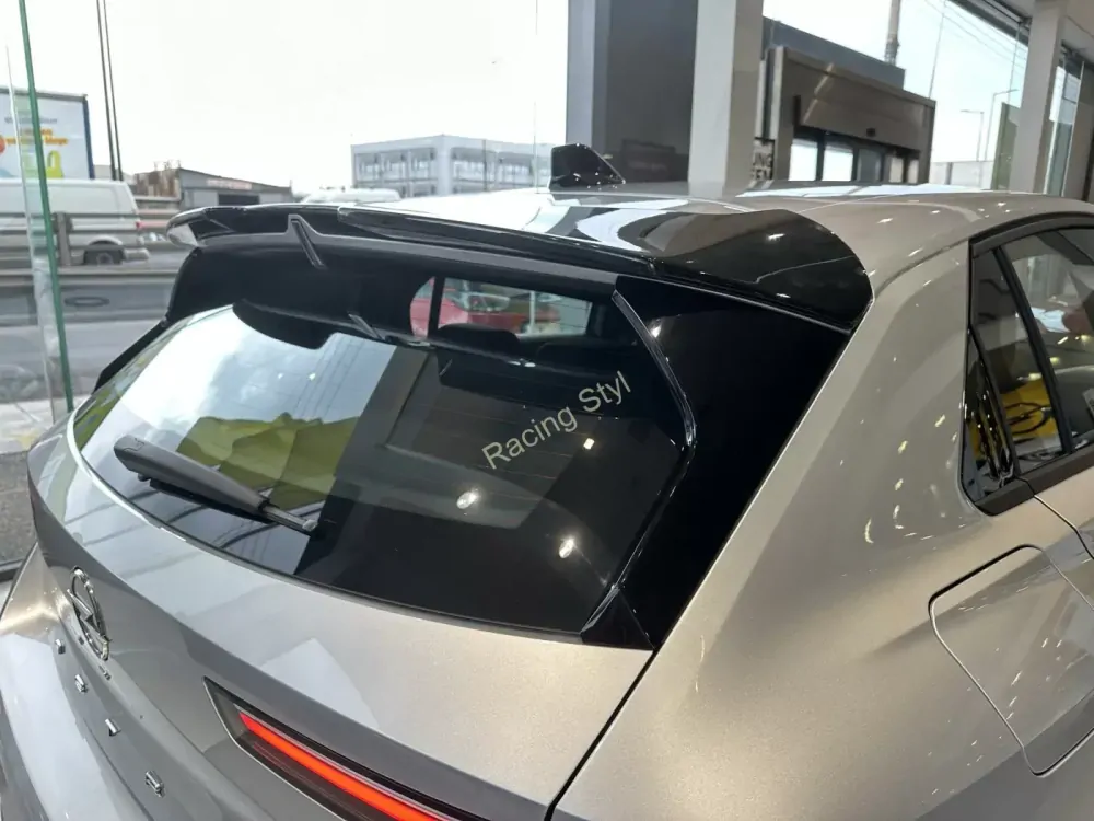Opel Astra L střešní spoiler křídlo MD Design