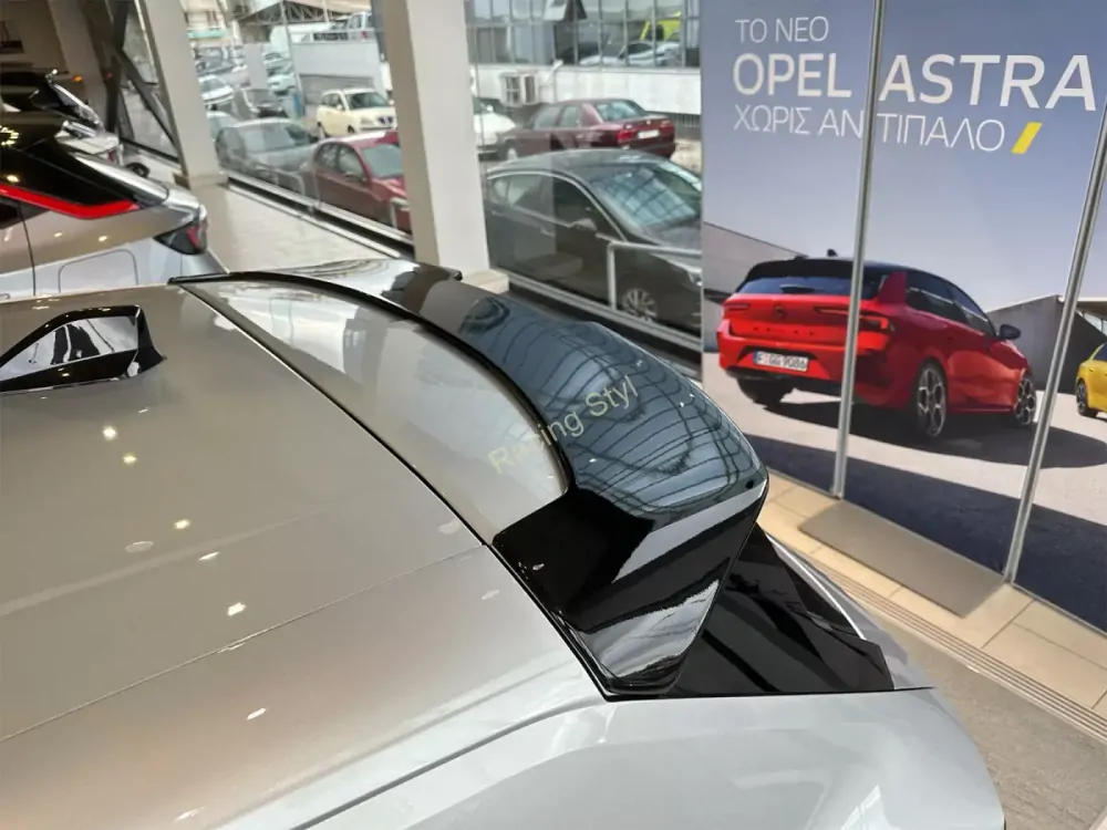 Opel Astra L střešní spoiler křídlo MD Design