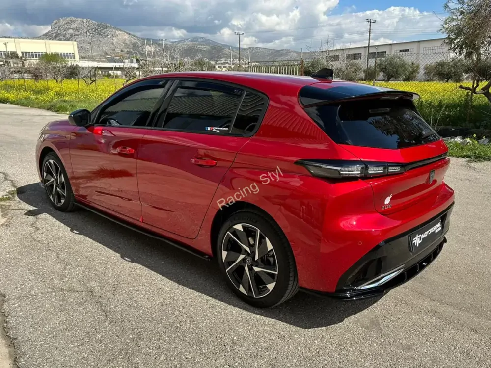 Peugeot 308 nástavce na boční prahy Glossy Black MD Design Lesk.