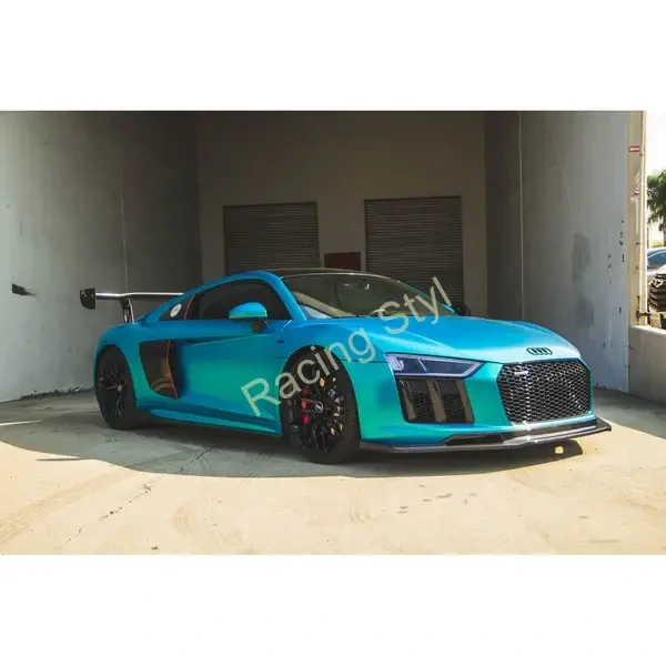 Audi R8 2016-18 carbonové nástavce bočních prahů APR