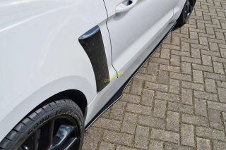 Ford Mustang VI GT boční lemy prahy IN Tuning Matt.